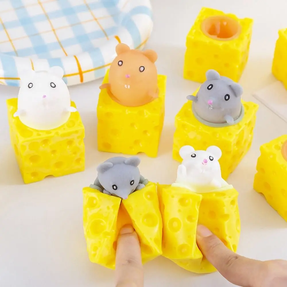 Pop up Mouse And Cheese Squishy Cup