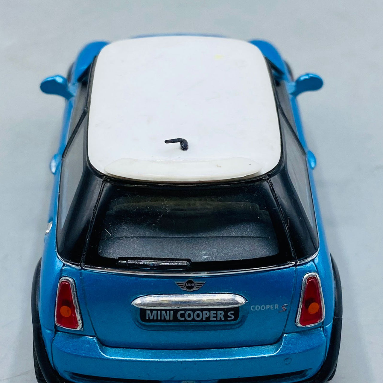 Kinsmart Mini Coopers 1:28 Scale