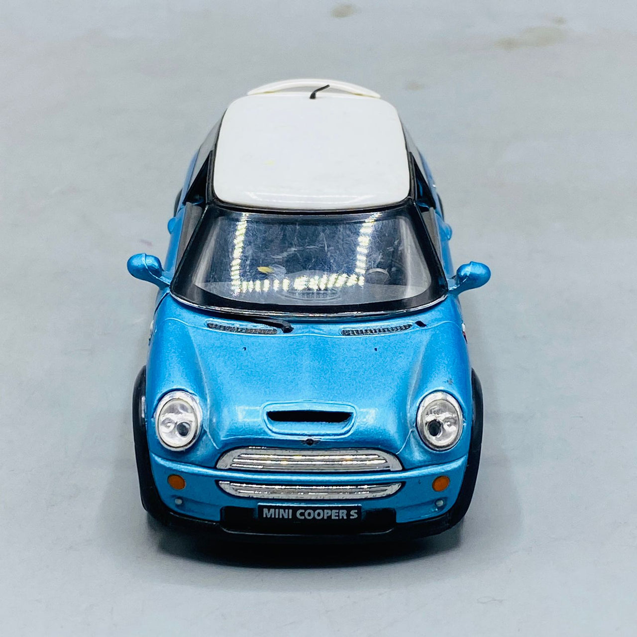 Kinsmart Mini Coopers 1:28 Scale