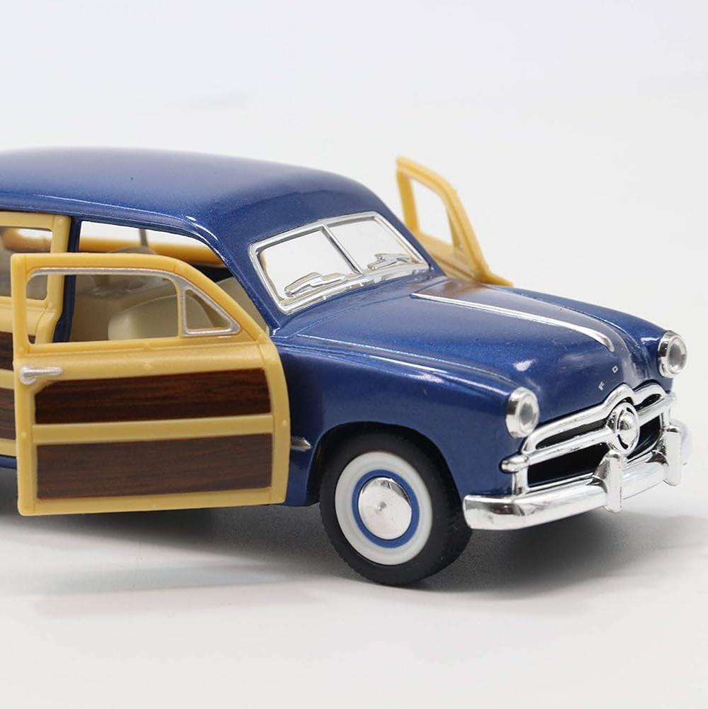 Kinsmart 1949 Ford Woody Wagon