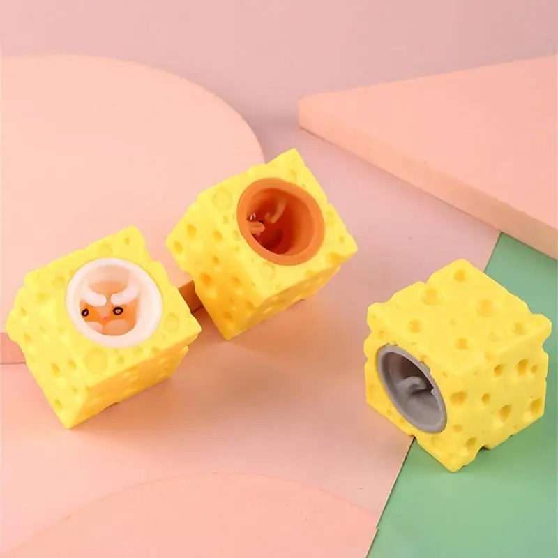 Pop up Mouse And Cheese Squishy Cup