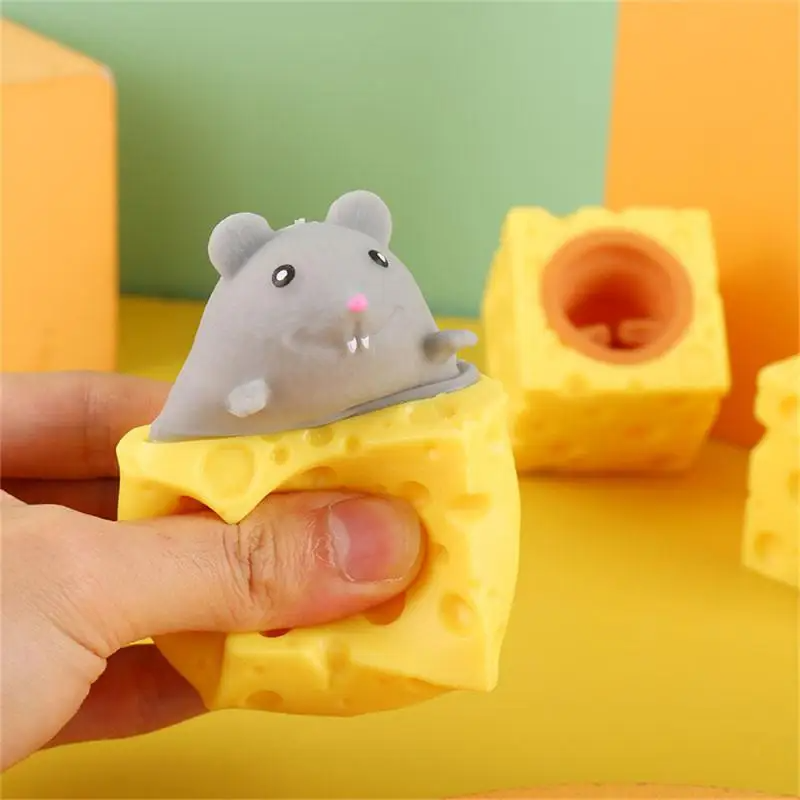 Pop up Mouse And Cheese Squishy Cup