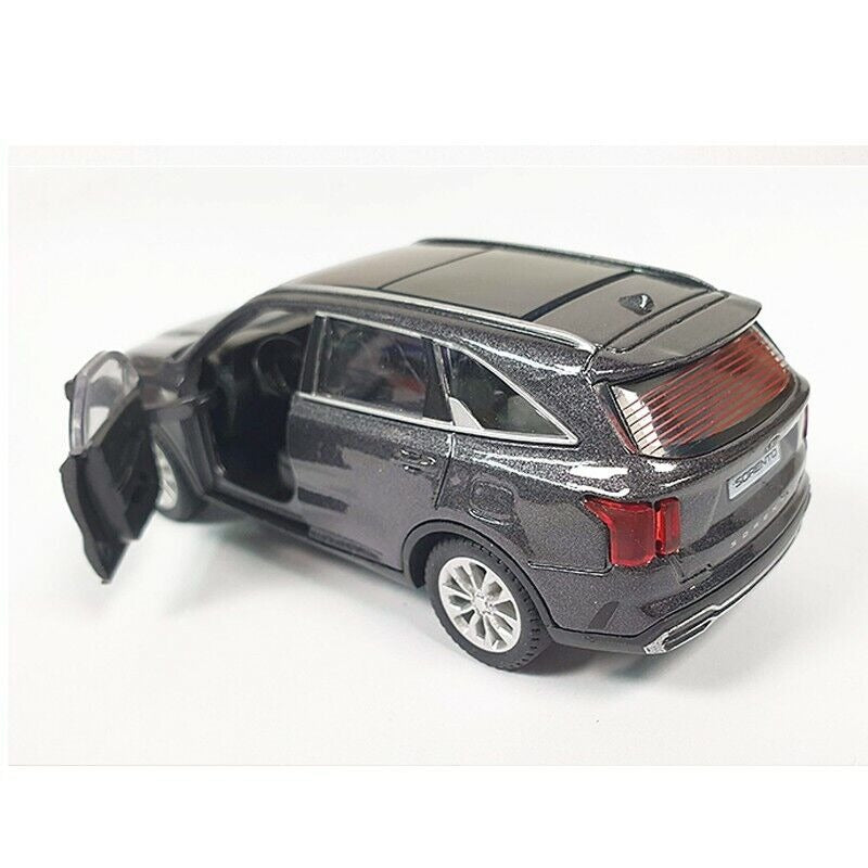 1:38 KIA  Sorento Diecast Car