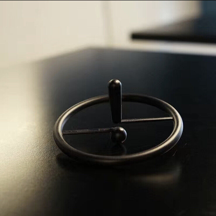 3D Spinning Top Magic Gadget