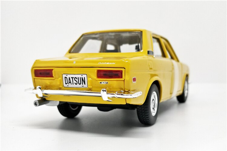 Maisto Die-Cast Model Car Datsun 510