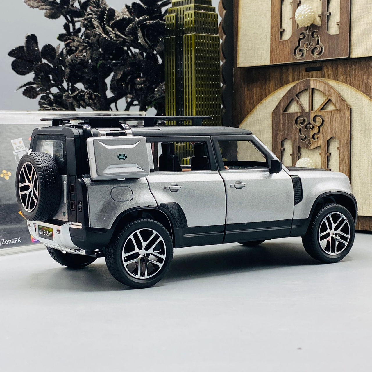 diecast-range-rover-defender-scale-1-32-tzp1