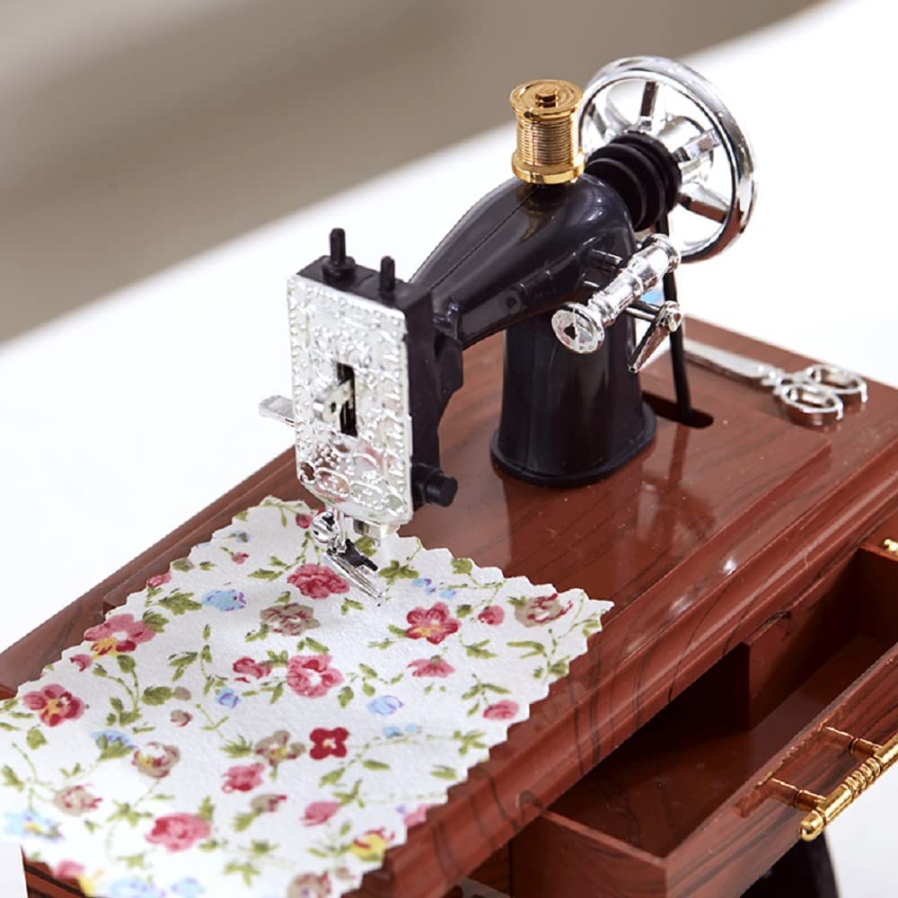 Vintage Style Sewing Machine Toy (Med)