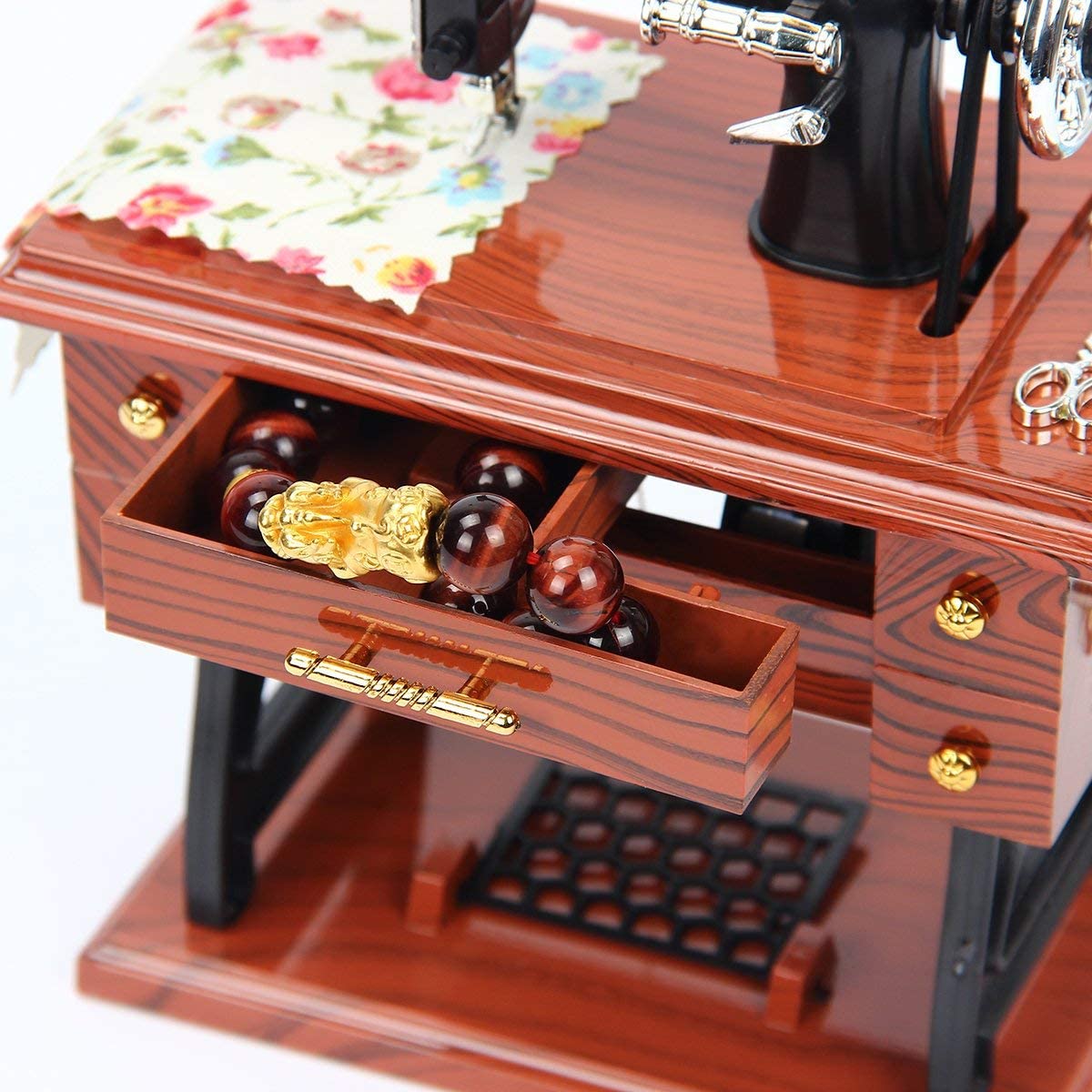 Vintage Style Sewing Machine Toy (Med)