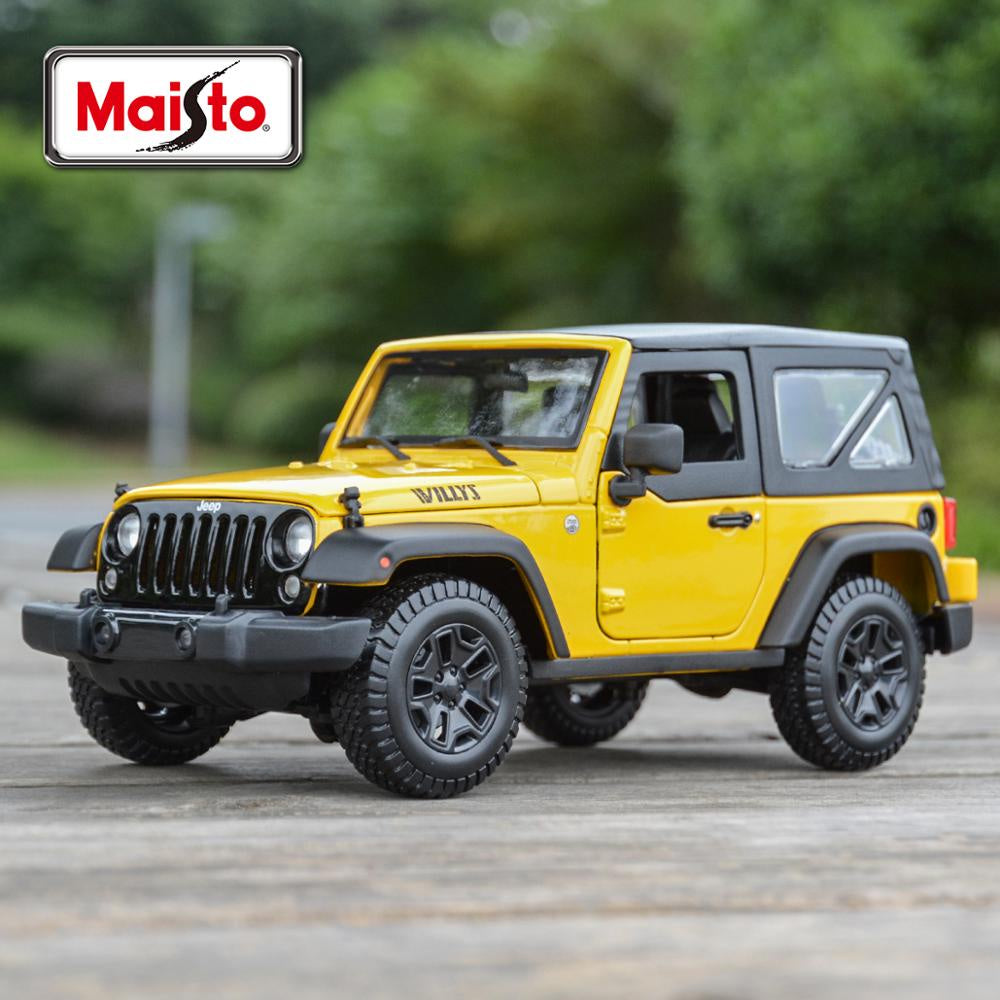 Maisto 1:18 2014 Jeep Wrangler Willys  Die cast Model Car