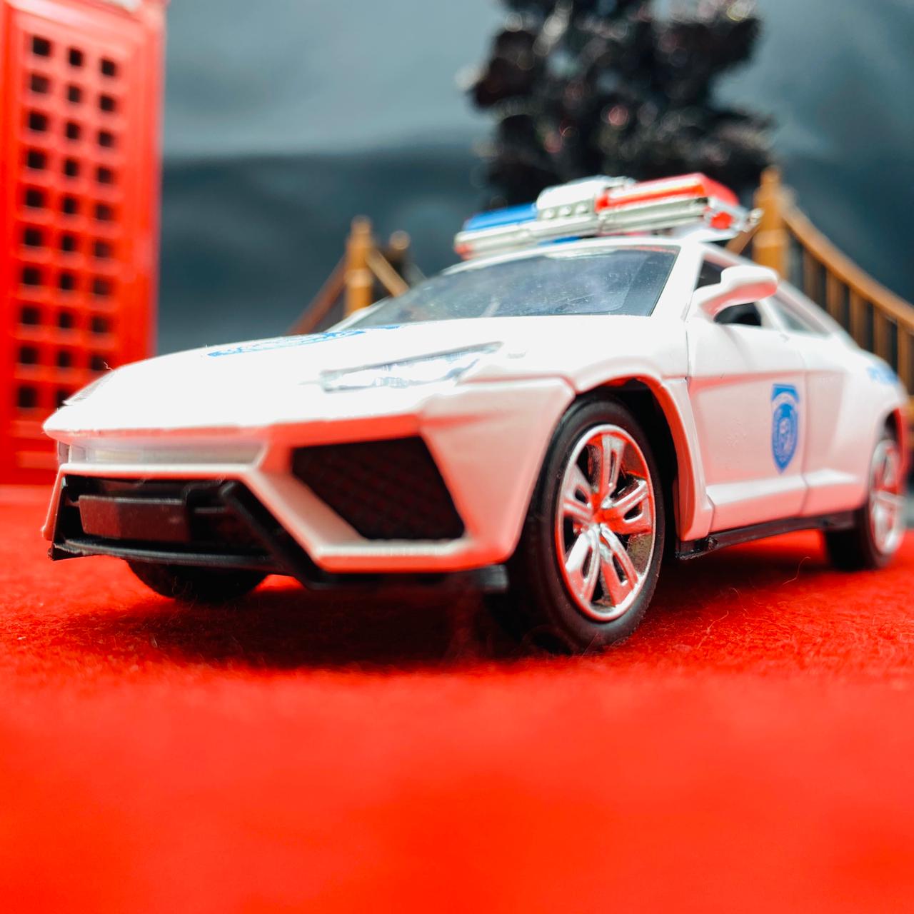 diecast lamborghini urus police car tzp1