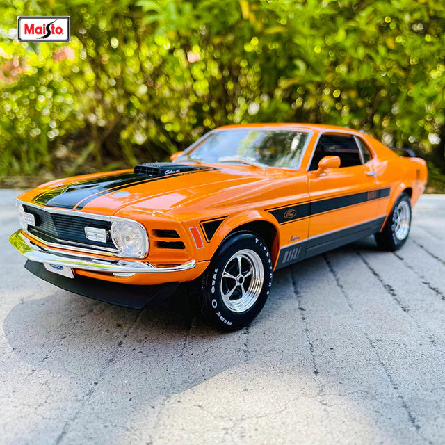 Maisto Maisto 1:18 1970 Ford Mustang Mach- (Orange)