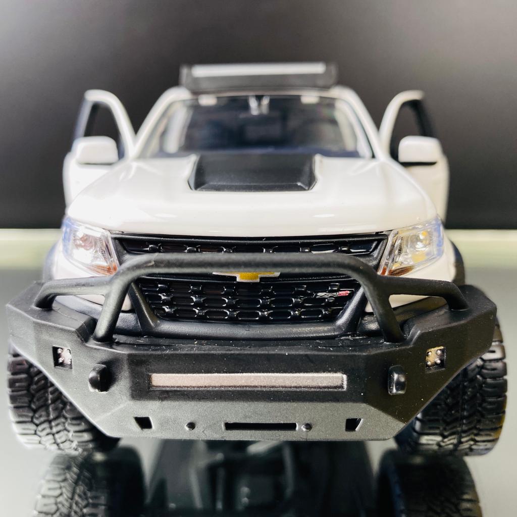 Maisto 1:27 2017 Chevrolet Colorado ZR2