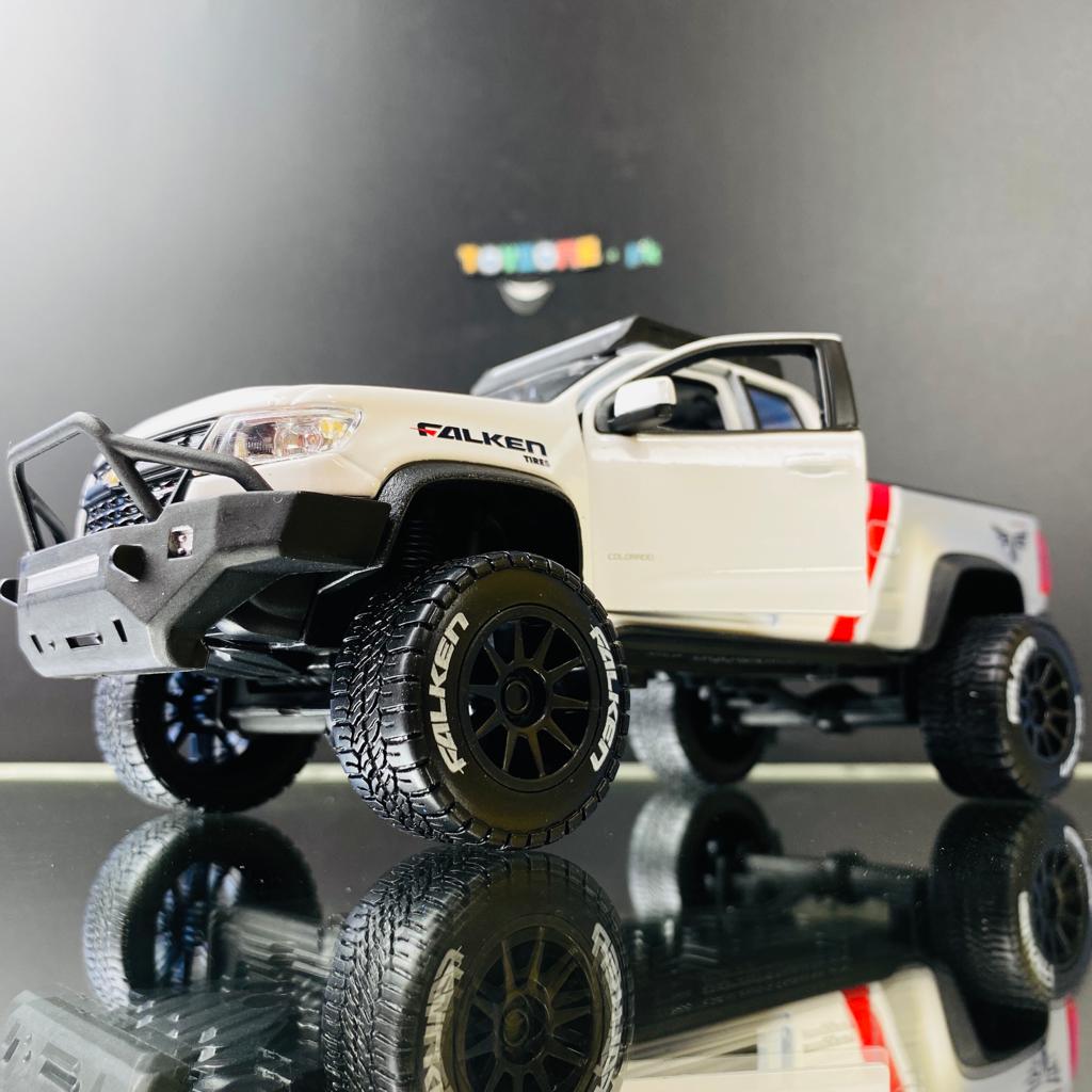 Maisto 1:27 2017 Chevrolet Colorado ZR2