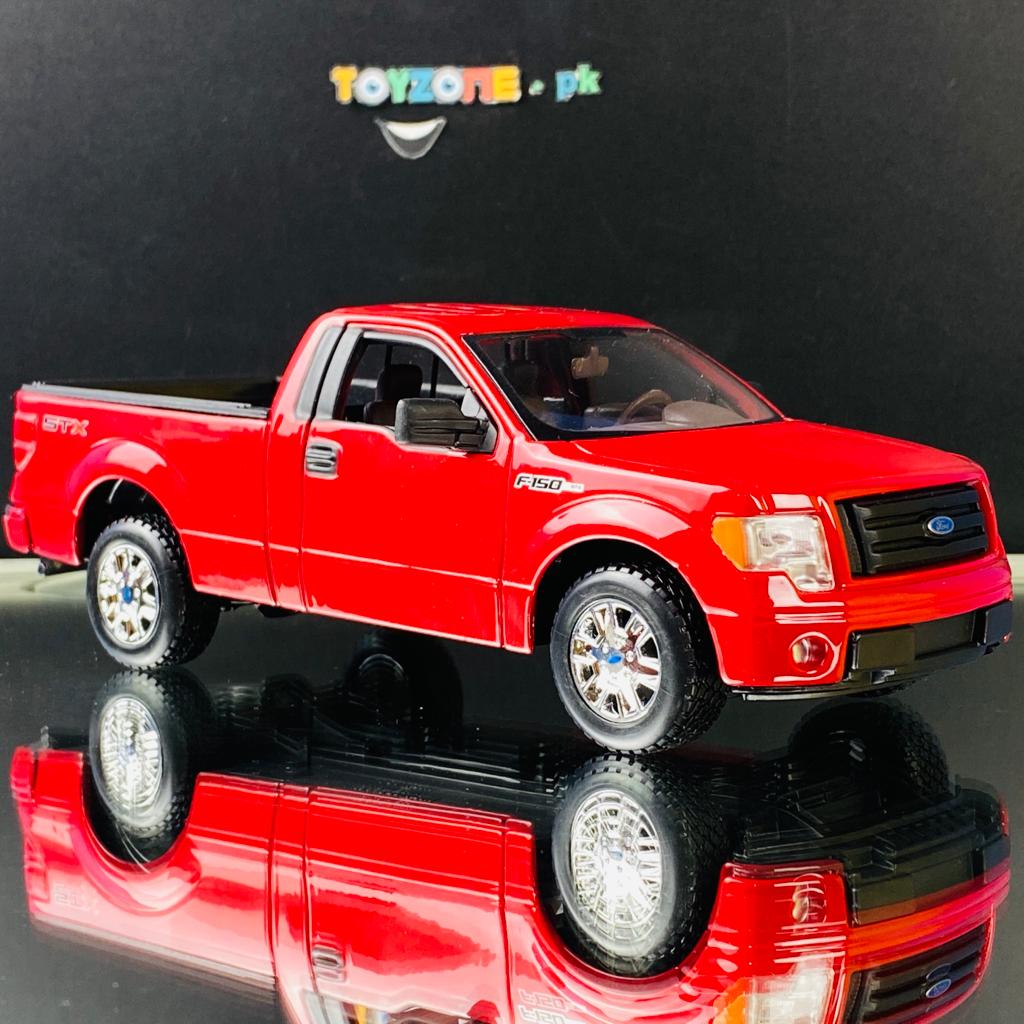 Maisto 1:27 Scale 2010 Ford F-150 STX Diecast Vehicle