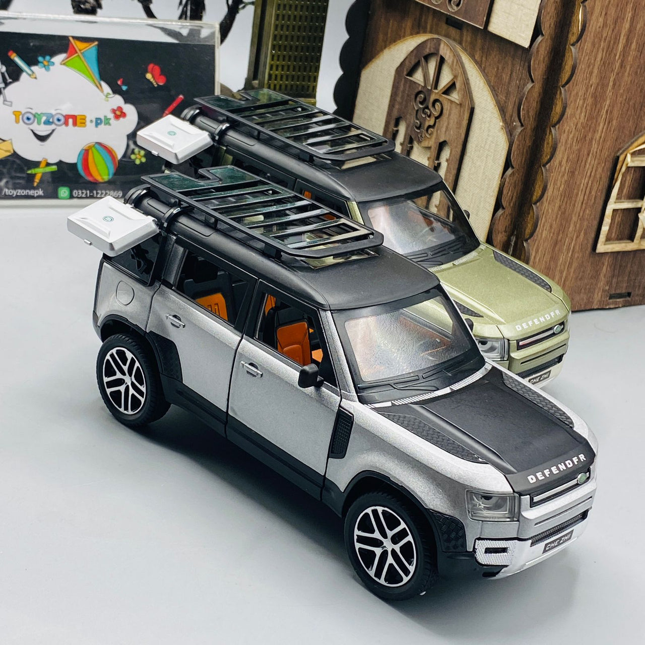 diecast-range-rover-defender-scale-1-32-tzp1