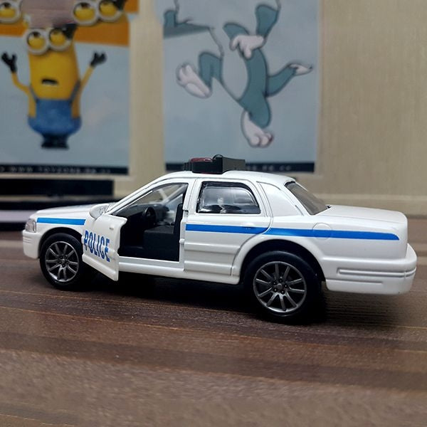 diecast police car with light sound