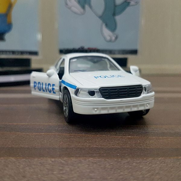 diecast police car with light sound