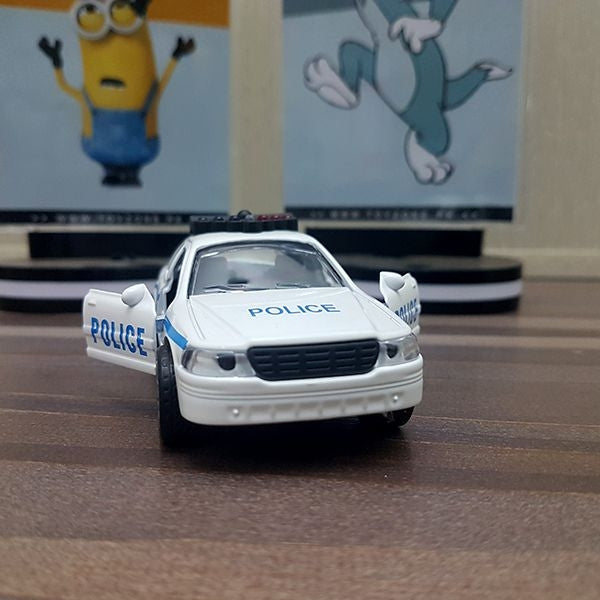 diecast police car with light sound